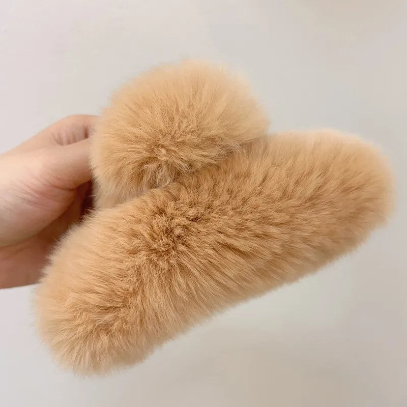 Women-s-Simple-Style-Solid-Color-Plush-Hair-Claws (1) khaki.jpeg